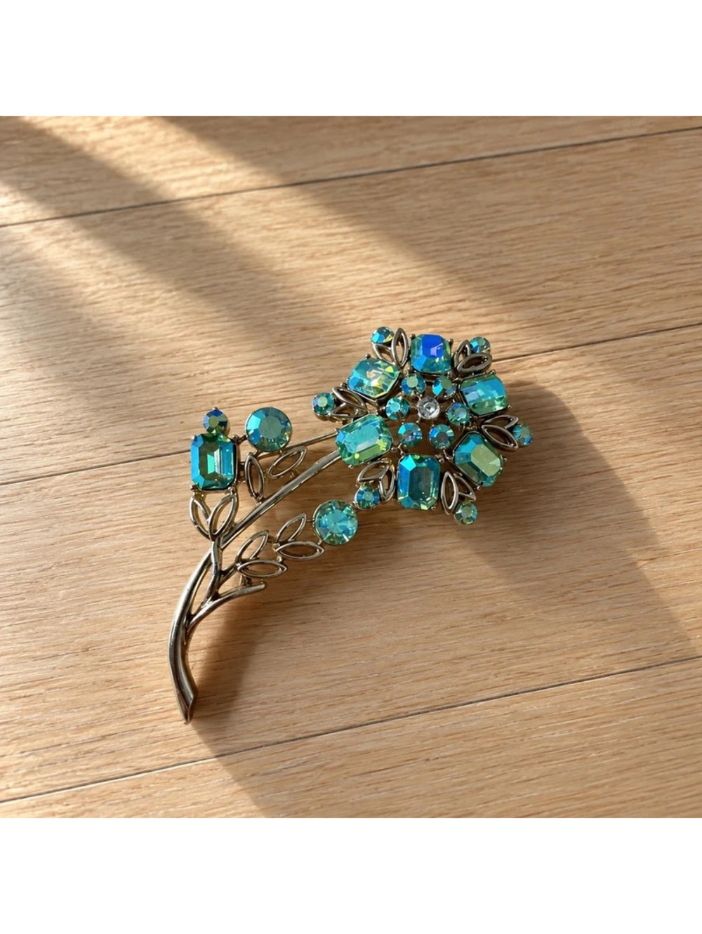 Vintage Aurora Borealis Rhinestone Flower Brooch Blue Green Crystal Floral Pin